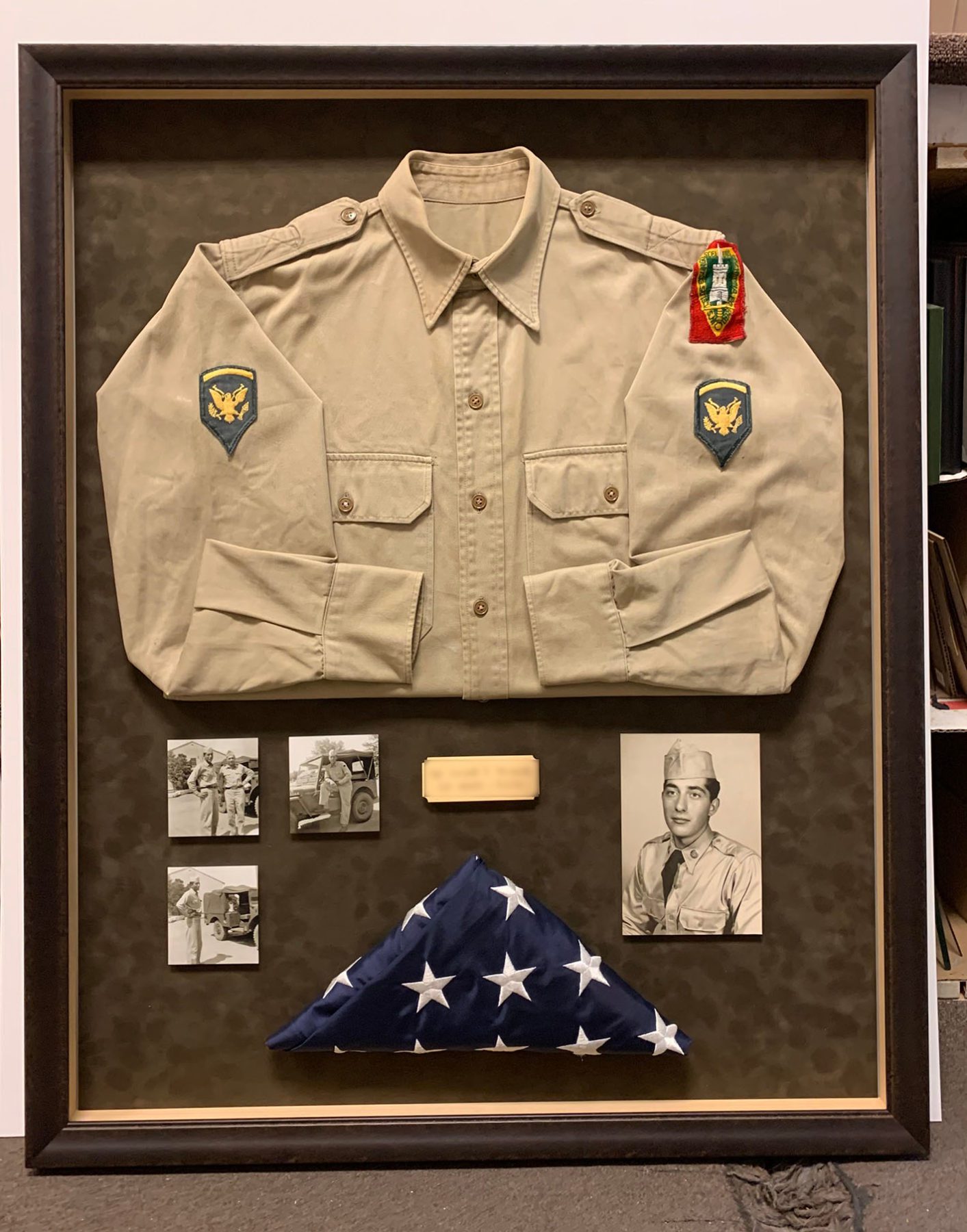 Uniform Framing from Badge Frame